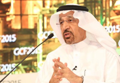 وزير الطاقة السعودي : تعاون منتجي النفط قد يمتد لما بعد 2018
