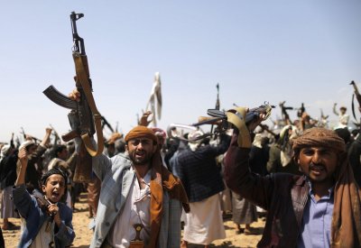 اليمن.. انشقاق قياديين وعشرات من ميليشيات الحوثي بالجوف