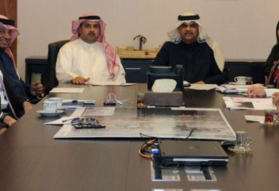 الخياط يبحث مع المرباطي احتياجات الدائرة الرابعة بالمحرق