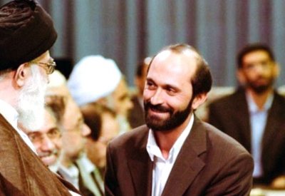 خامنئي "يتدخل" لتبرئة مقرئه من اعتداءاته الجنسية