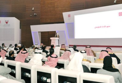 إقرار 10 سياسات و33 مبادرة للتطلعات الحكومية المستقبلية في المحورين التشريعي والأداء الحكومي
