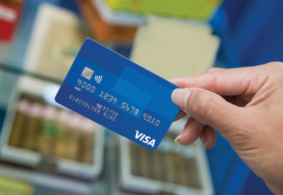 السعودية تسجل أعلى قيمة لمبيعات نقاط البيع في 22 عاماً
