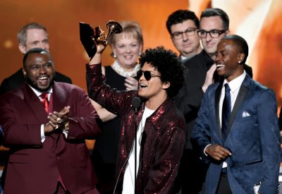 ما الأغاني الناجحة بحسب جوائز Grammy 2018؟