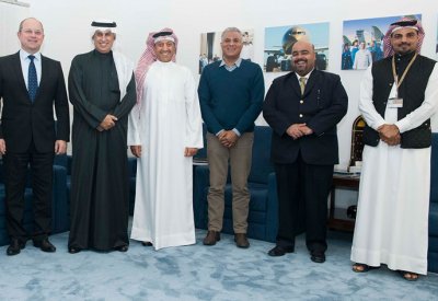 رئيس مجلس ادارة طيران الخليج يرحب بالحوار مع النقابات العمالية للناقلة