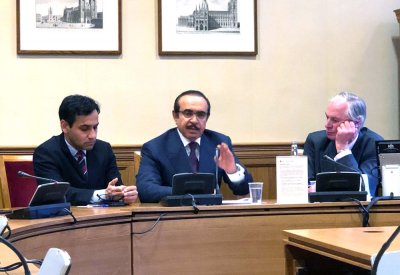 وزير الداخلية يتفق مع نظيرته البريطاني لتطوير الاتفاقية الأمنية 