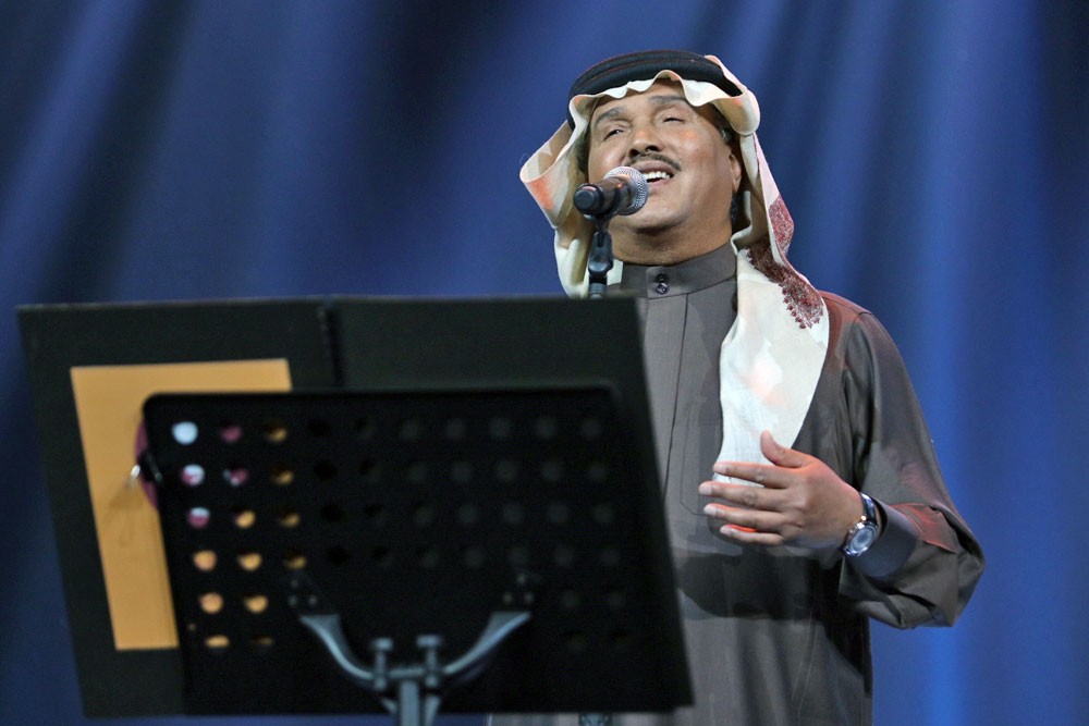 بعد غياب 34 عاماً.. محمد عبده يعود للغناء في مسقط رأسه