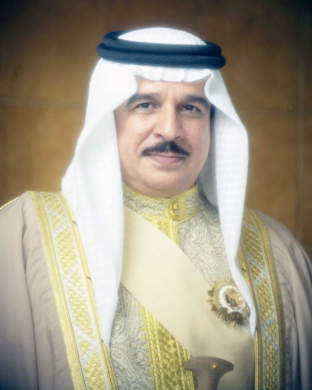 الملك يصادق ويصدر قانون بتعديل بعض أحكام قانون الشركات التجارية