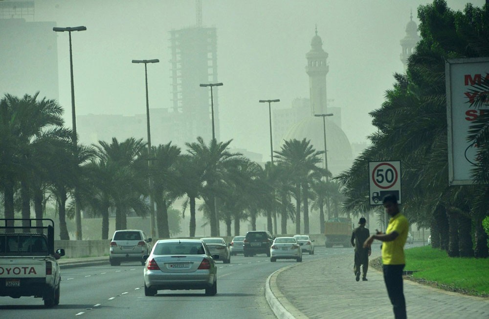 الطقس المتوقع غداً في مملكة البحرين : بارد نسبياً وغائم جزئياً	