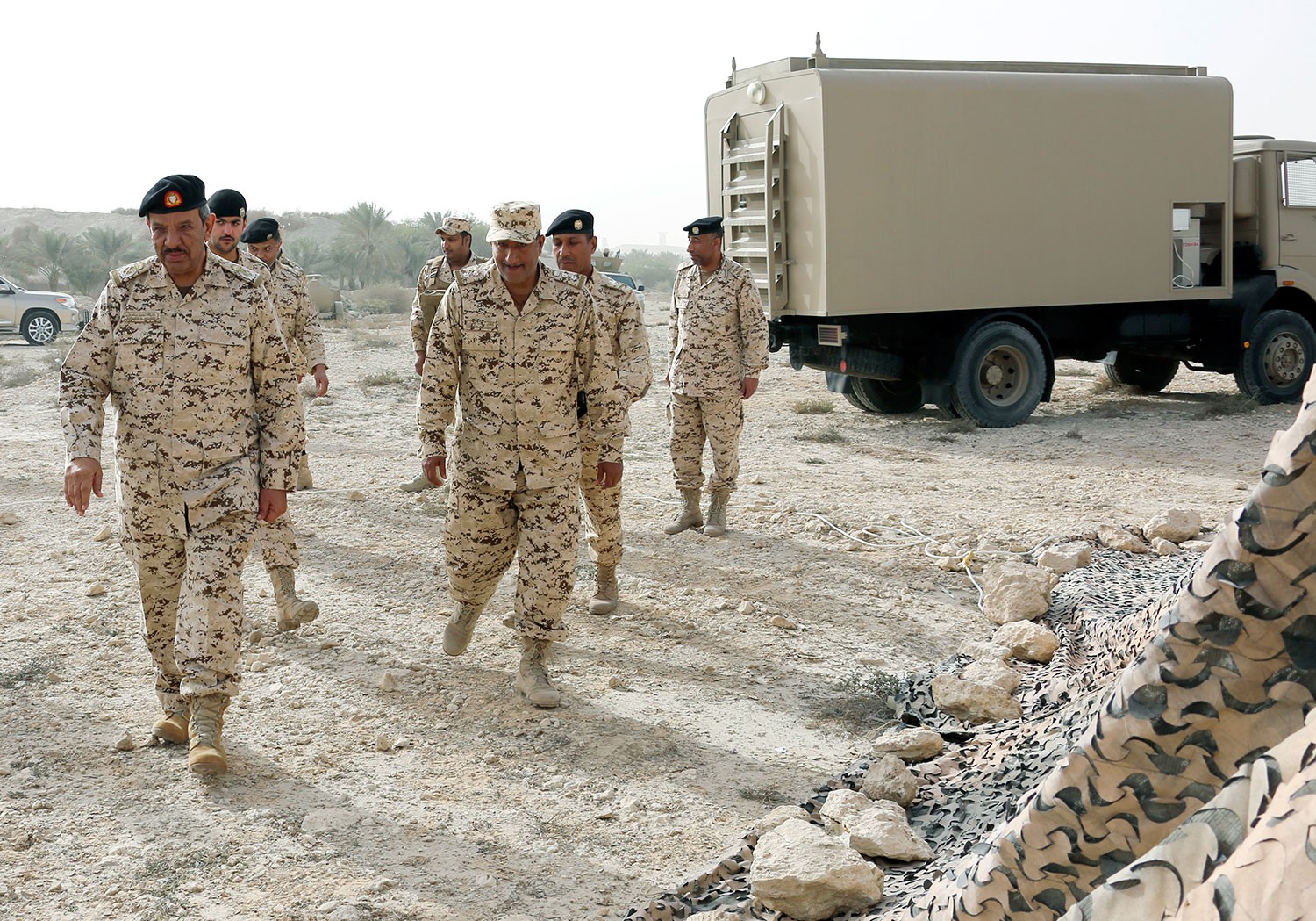 القائد العام يتفقد تمرين "قوة العزم"