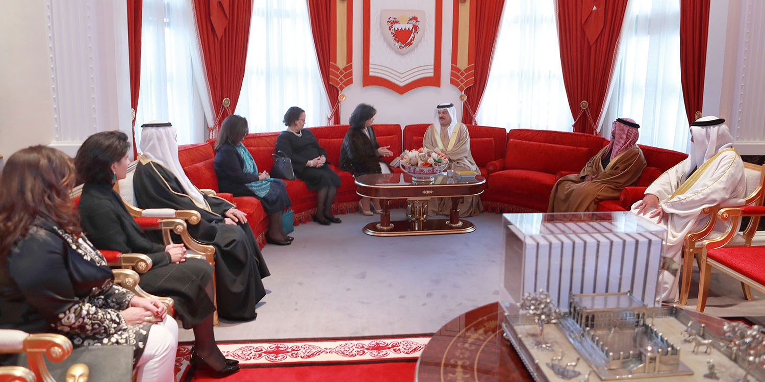 الملك يشيد بمركز الشيخ إبراهيم للثقافة والبحوث