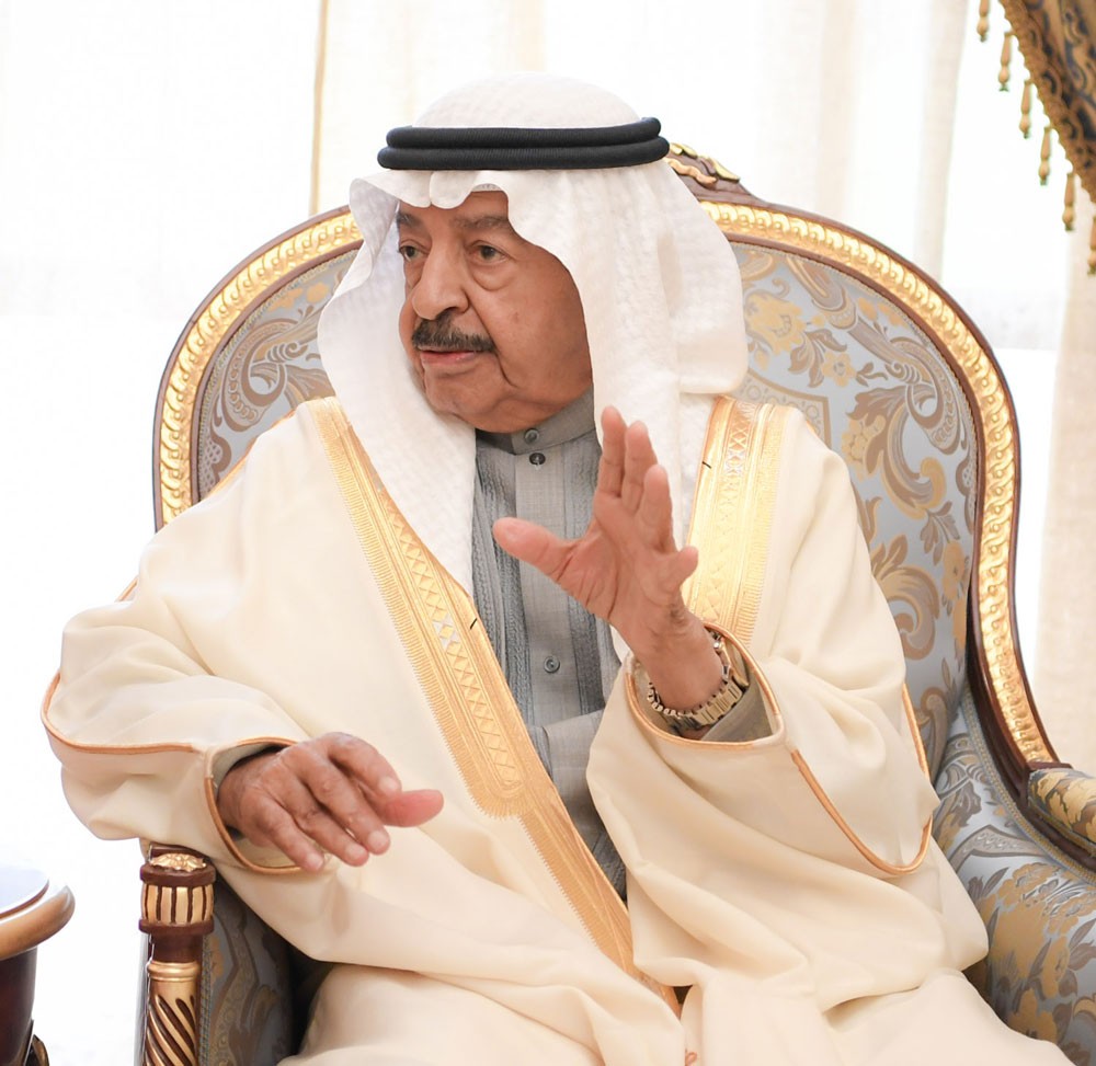 رئيس الوزراء يؤكد أهمية الفعاليات المجتمعية والحراك الثقافي في رفد النشاط السياحي والتجاري