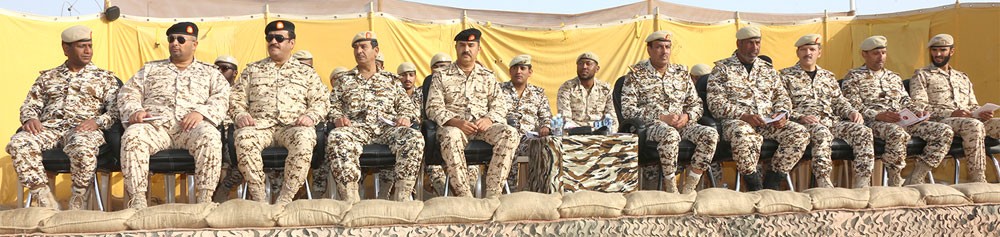 وحدات من قوة الدفاع تشارك في حفل تخريج إحدى الدورات العسكرية المتخصصة