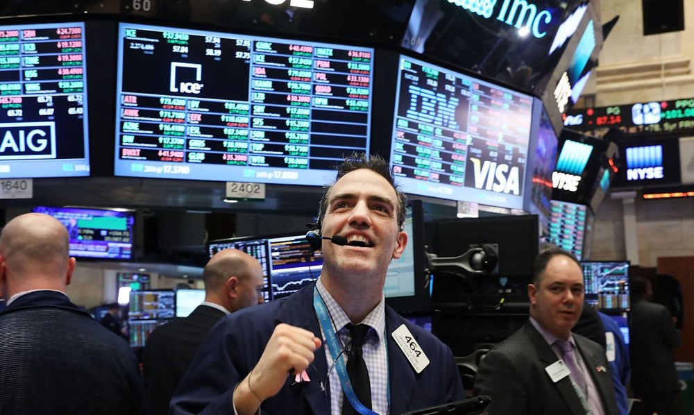 الذهب يحقق مكاسب أسبوعية 1.4% .. ونايمكس يحقق مكاسب بـ 4.5%