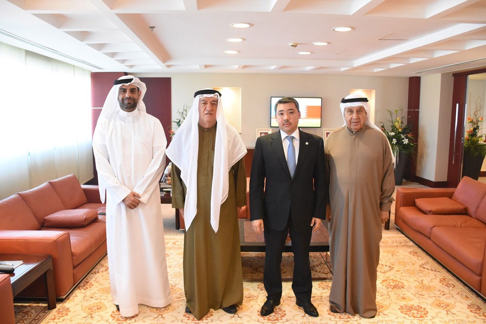 الغرفة تبحث سبل تنمية العلاقات الاقتصادية البحرينية الكازاخستانية المشتركة