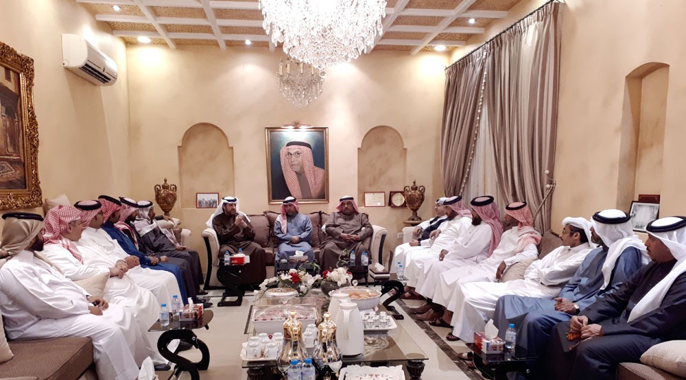 أهالي الزلاق يلتقون مسؤولي الإسكان والبلديات