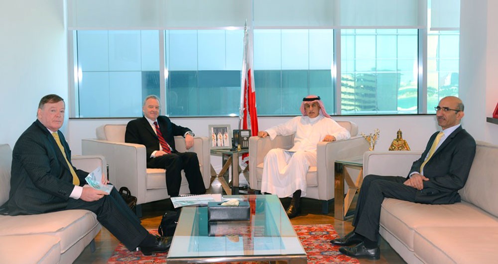 وزير الصناعة يجتمع مع الرئيس التنفيذي للهيئة الإستشارية الإيرلندية الدولية