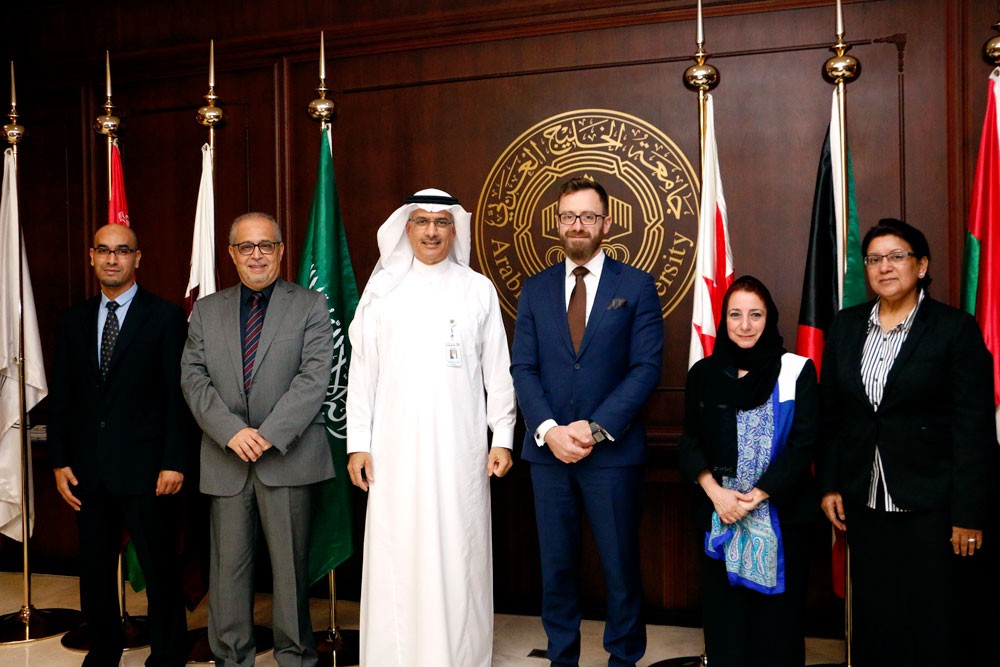 جامعة الخليج العربي تطلق المؤتمر الدولي التدريبي الأول للطائرات بدون طيار