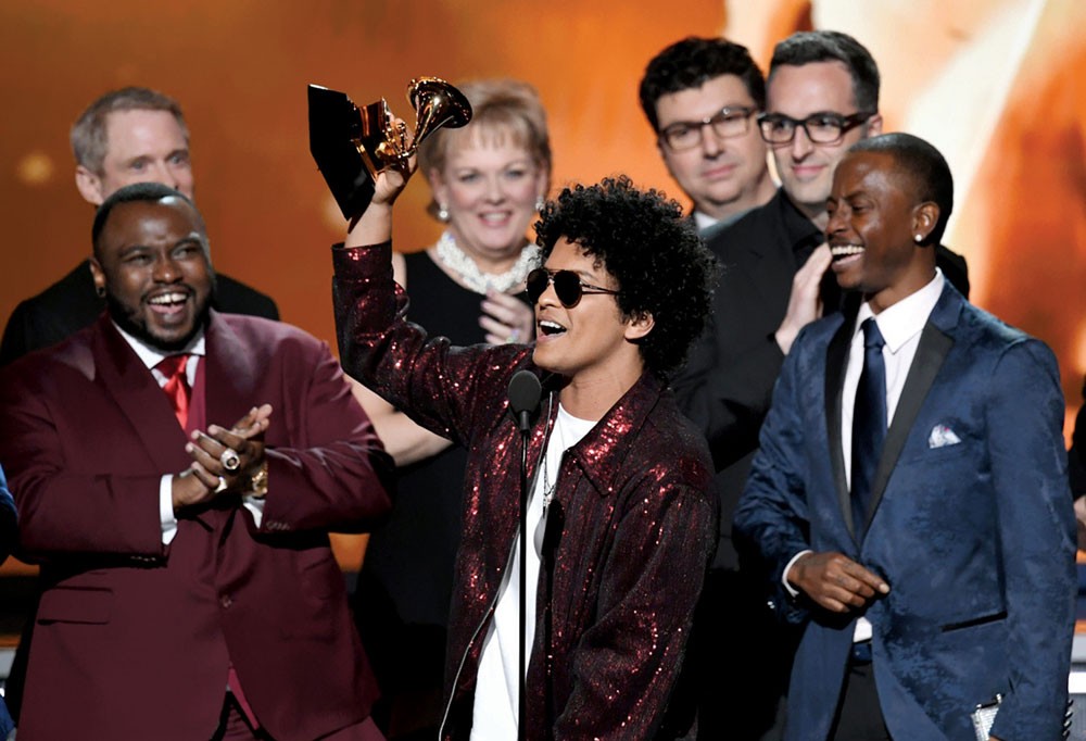 ما الأغاني الناجحة بحسب جوائز Grammy 2018؟