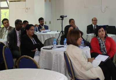 الجامعة الخليجية تقيم ورشة عمل تدريبية لأساتذتها 