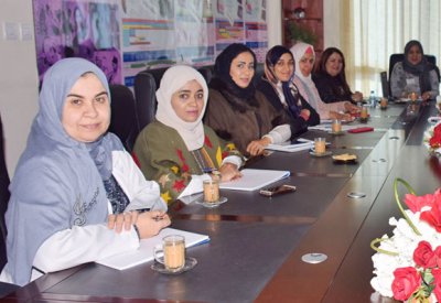 الدكتورة الهاجري تلتقي خبراء منظمة الصحة العالمية وتبحث مشروع المدن الصحية