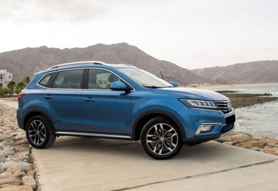 MG RX5 المدمَجة الجديدة تدخل صالات البيع في الشرق الأوسط
