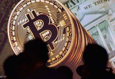 عملة بتكوين تواصل خسائرها