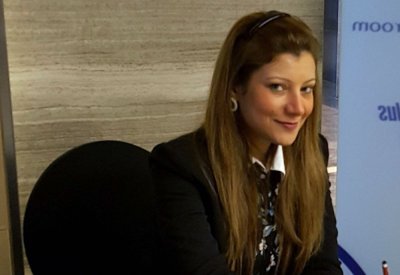 "أتمنى لو كنت برجا فلكيا" قصيدة عالمية لفاطمة الظاعن