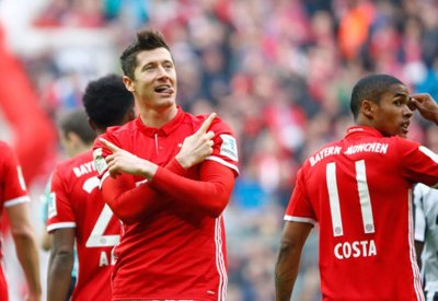 ليفاندوفيسكي: شائعات ريال مدريد تتكرر كل عام