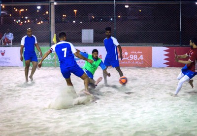 سافرة يتخطى الرفاع الشرقي.. ومدينة عيسى يمطر شباك الزلاق 