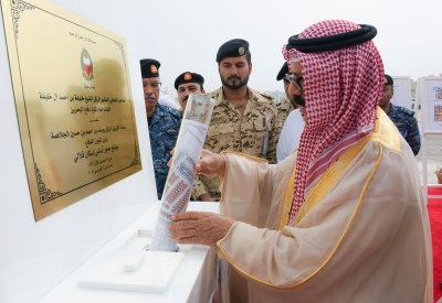 وزير شؤون الدفاع يضع حجر أساس إسكان قلالي لمنتسبي القوة