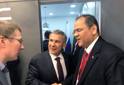 رئيس تتارستان الروسية يشيد  بالسياسة الحكيمة للملك