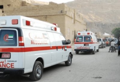 القوات الإماراتية تنقذ طفلا يمنيا تعرض لانفجار لغم حوثي