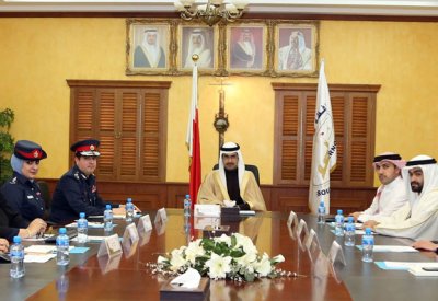محافظ الجنوبية يؤكد على أهمية رفع مستوى الخدمات المقدمة لأهالي المحافظة
