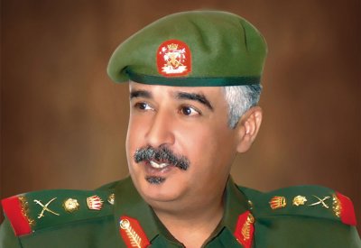سمو رئيس الحرس الوطني يهنئ سمو الشيخ خالد بن حمد آل خليفة 