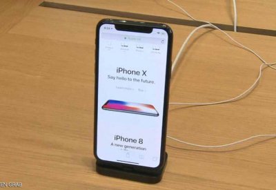 خيبة "آيفون X" تدفع سامسونغ لاتخاذ خطوة حاسمة