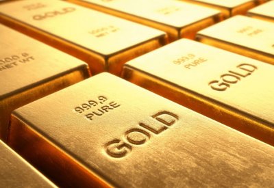 الذهب يهبط 1% بعدما أكد رئيس الفدرالي الأمريكي على زيادات تدريجية للفائدة