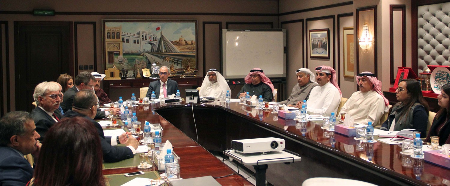المعراج يدعو القطاع المصرفي للإستثمار في التكنولوجيا المالية