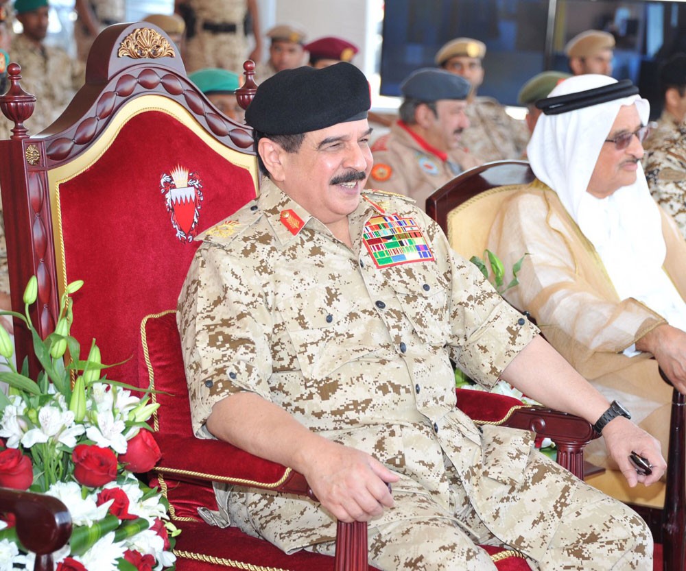 قوة دفاع البحرين تنفذ التمرين التعبوي المشترك بالذخيرة الحية (قوة العزم)