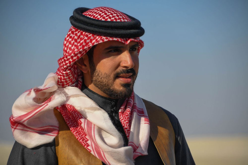 محمد بن سلمان يشهد منافسات مسابقة ناصر بن حمد للصقور والصيد