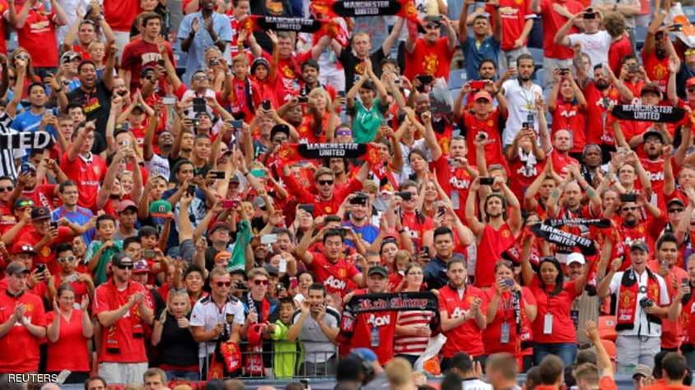 "صدمة" في مانشستر يونايتد بعد وفاة نجمه