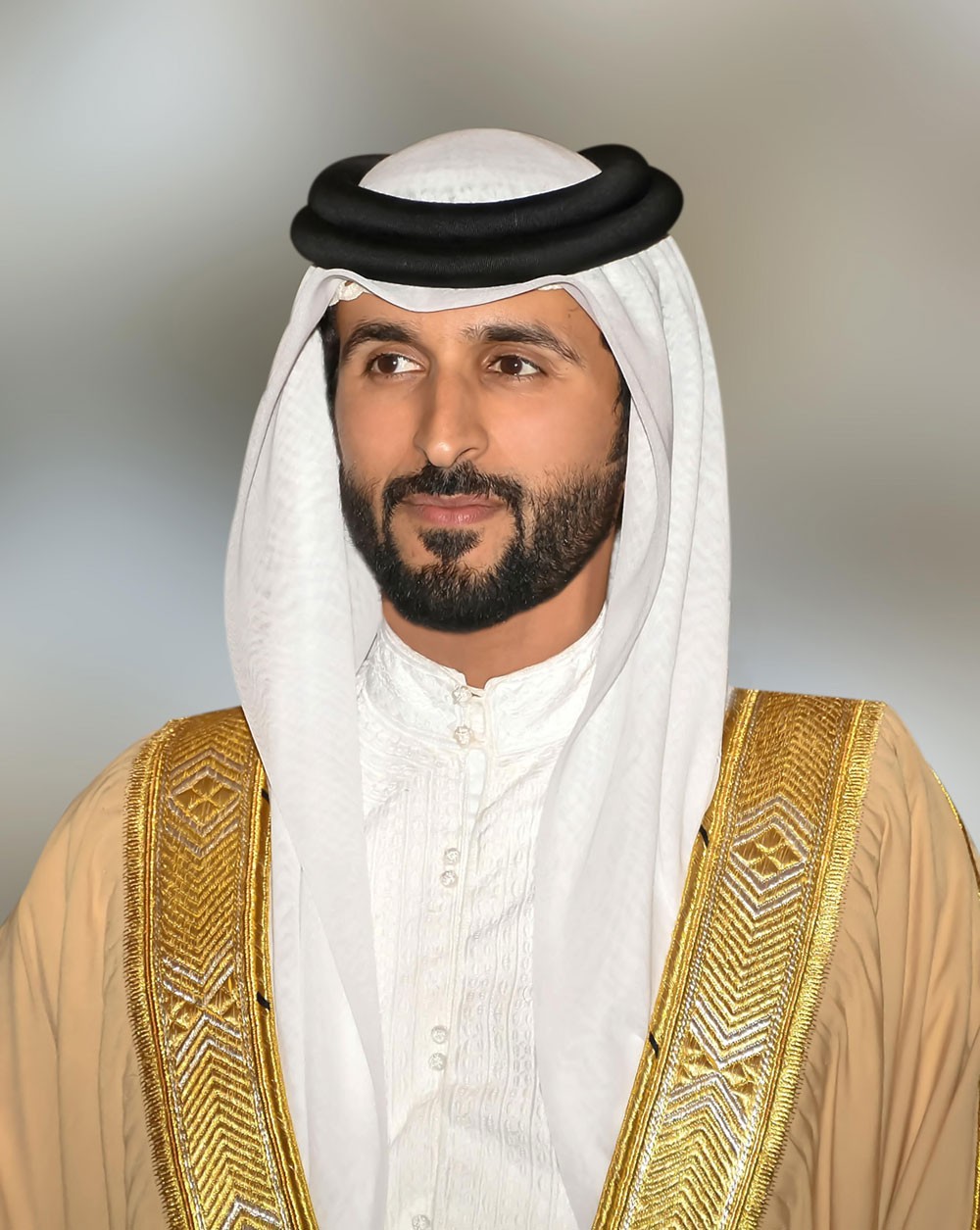 ناصر بن حمد يوجه الدعوة لتنظيم الفعاليات في اليوم الرياضي