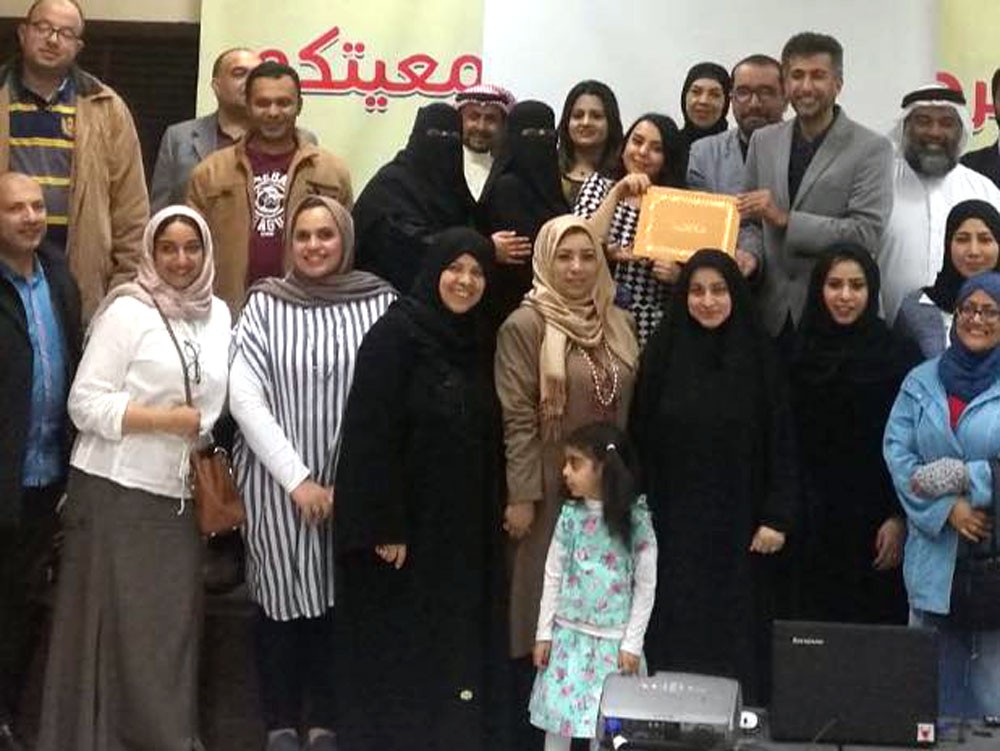"العب . فكر . تعلم عملياً" بالمختبر الإبداعي