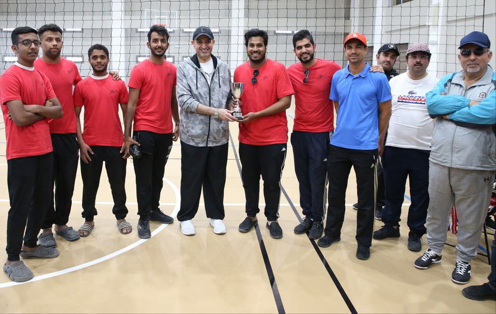الجودر يشارك موظفي وزارة الشباب والرياضة في برامج اليوم الرياضي الوطني