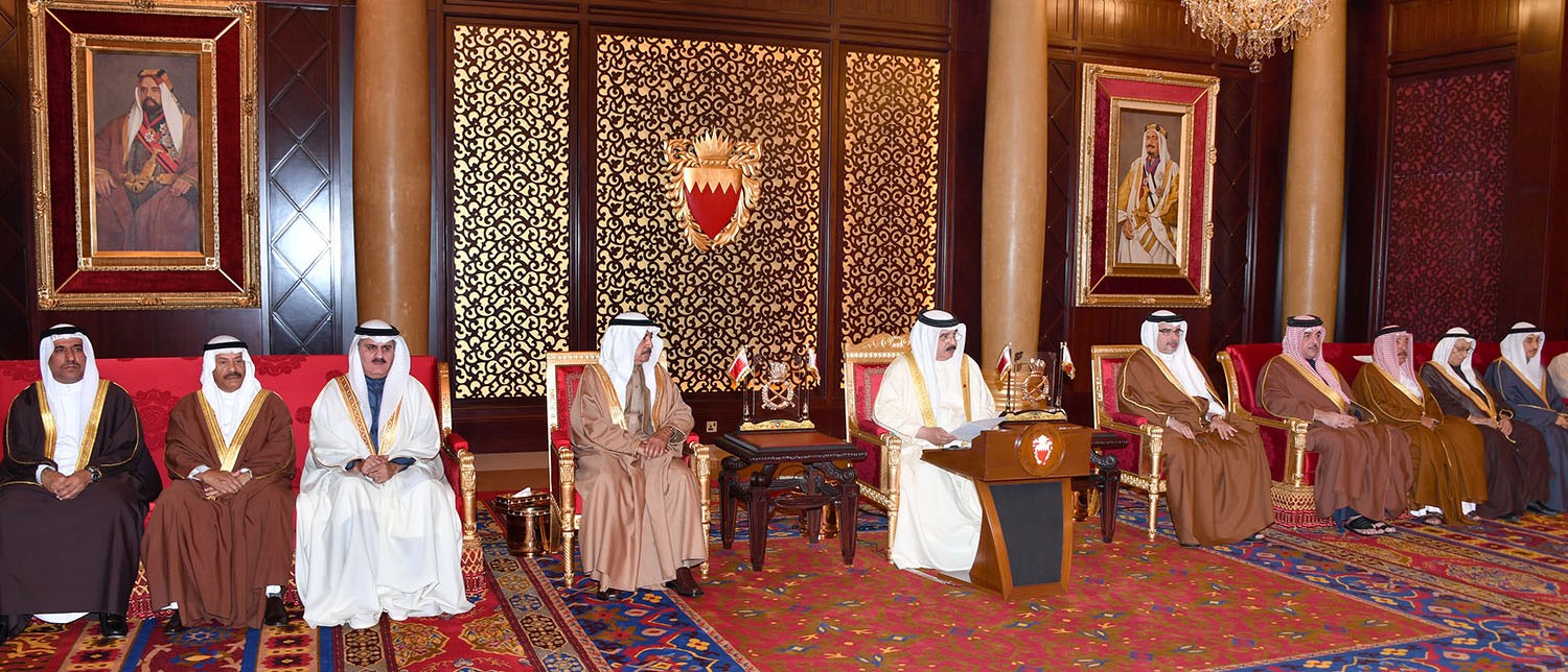 العاهل: الميثاق بمبادئه الشاملة جاء كخير حاضن للحريات وخير راع لحقوق الإنسان