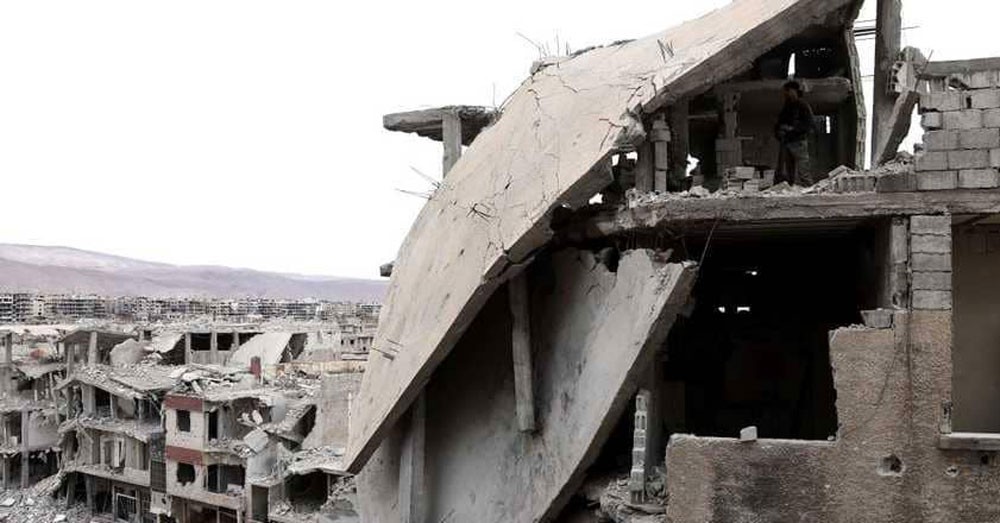 غوطة دمشق.. قتلى مدنيون واستعدادات لهجوم وشيك