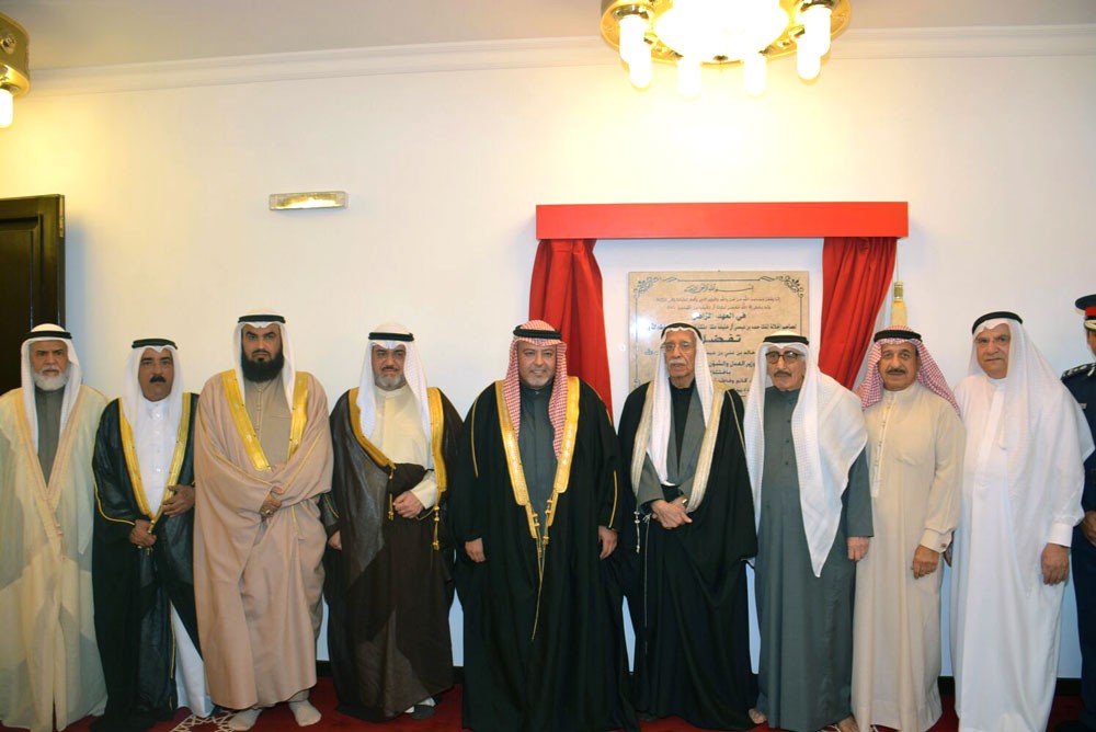 وزير العدل يفتتح مسجد مبارك وفاطمة كانو بالمحرق