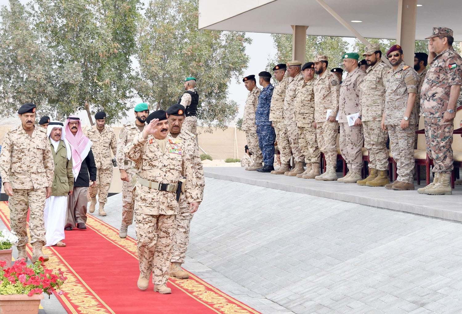 الملك يحضر اليوم الختامي لكأس جلالته لبطولة الضاحية العسكرية