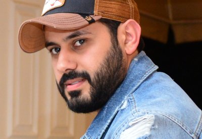 بوشهري لـ"البلاد": أول مرة أصور في البحرين ومستمتع بـ" الخطايا العشر"
