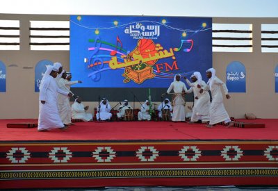 إعلاميون وفنانون يشيدون بفعاليات وبرامج سوق البسطة لهذا العام