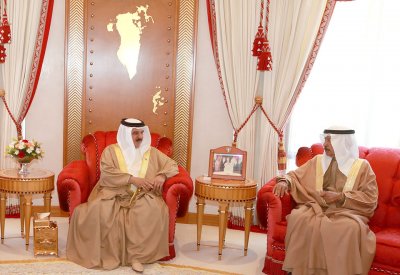 الملك يثني على جهود رئيس الوزراء وولي العهد في دعم العمل الحكومي